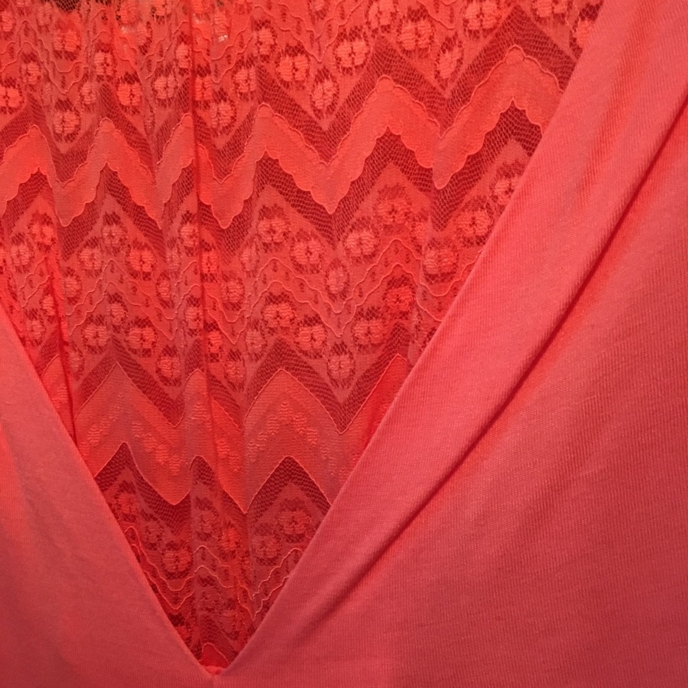 Pink top - Picture 5 of 5